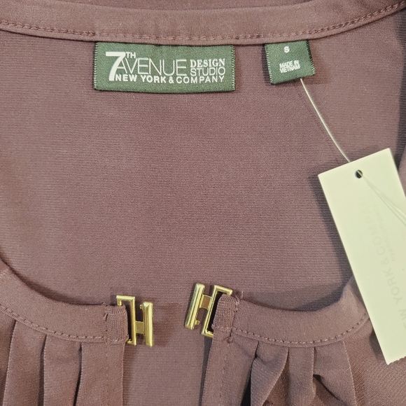 NY&C 7th Avenue Purple Bell Sleeve Keyhole Blouse Size Sm - Picture 8 of 9